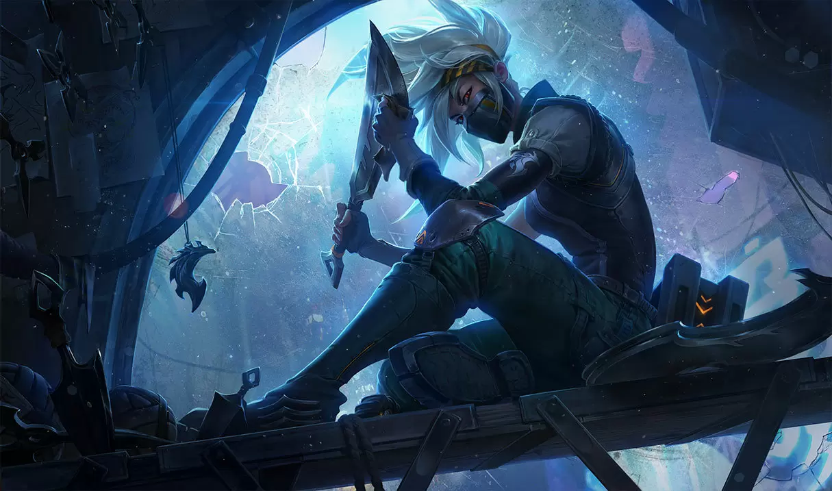 Akali Nanh Bạc